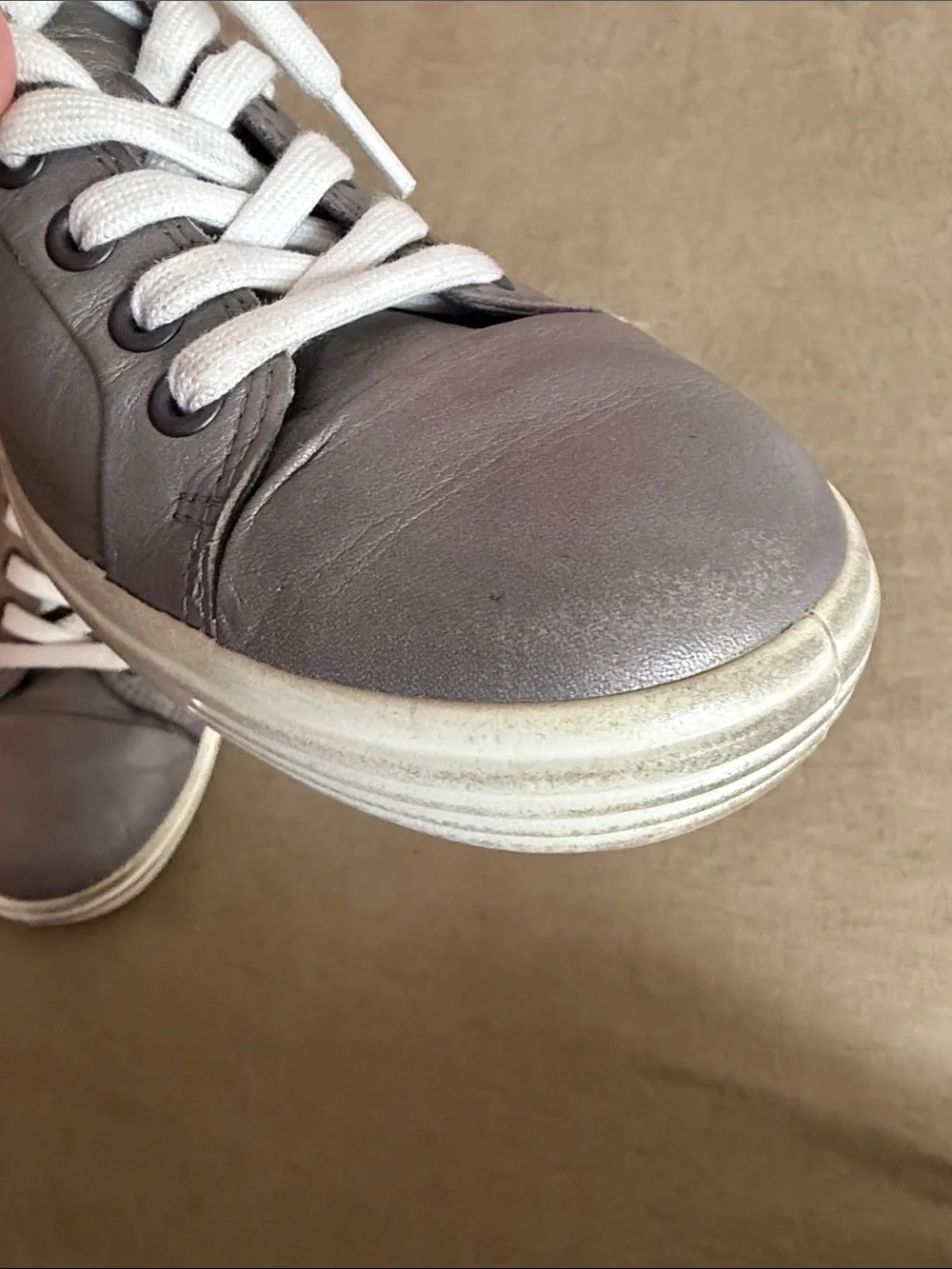 Ecco Grey/Silver Leather Low-Top Sneakers with White Laces and Soles